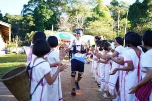 BIB: 190
                            <button type="button" onclick="openModal(18982663)" class="btn btn-primary btn-sm float-right btn-popup" data-toggle="modal" data-target=".modal-high-quality">
                        <i class="fas fa-shopping-cart"></i> Add to Cart
                    </button>
                                            <button type="button" onclick="isThisMe(18982663, true)" class="btn btn-success btn-sm float-right btn-popup btn-isme hidden" data-toggle="tooltip" data-placement="bottom" title="นี่คือรูปของคุณใช่ไหม คลิกที่นี่เพื่อเอาเข้าอัลบั้ม">
                        <i class="fas fa-plus"></i> Add to album
                    </button>
                    <button type="button" onclick="isThisMe(18982663, false)" class="btn btn-warning btn-sm float-right btn-popup btn-isnotme hidden">
                        <i class="fas fa-ban"></i> Remove from album
                    </button>